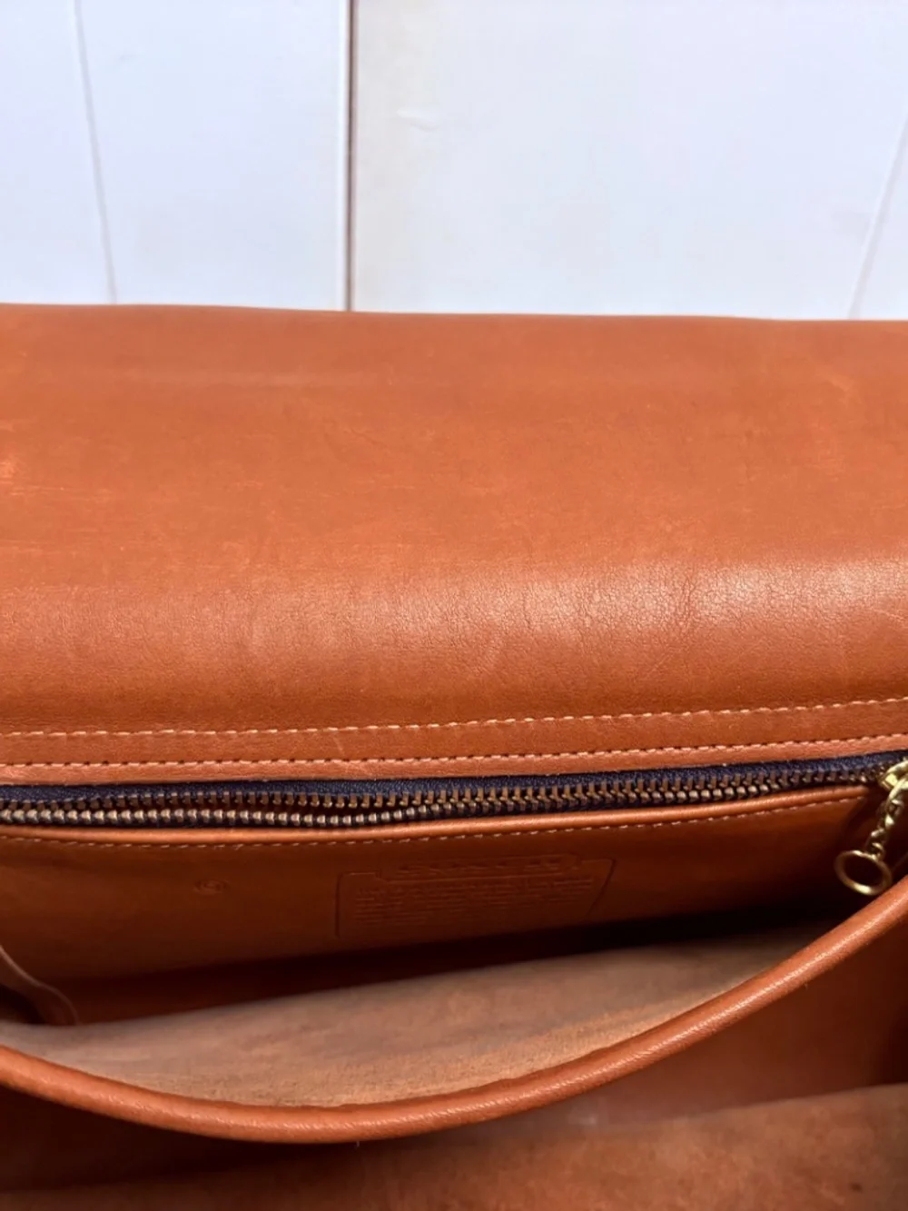 Vintage Coach satchel style brief bag in tan leather